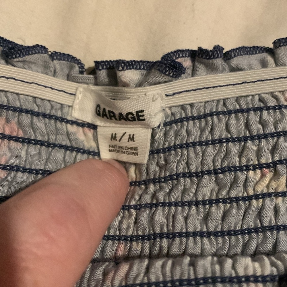 EUC Garage Medium floral Romper with wide leg shorts and shirred bodice Y2K - Picture 3 of 5
